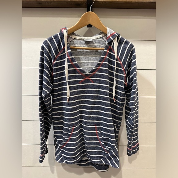 Columbia Women's Tropic Haven Stripe Hoodie Navy/ White- size Medium - Picture 1 of 7